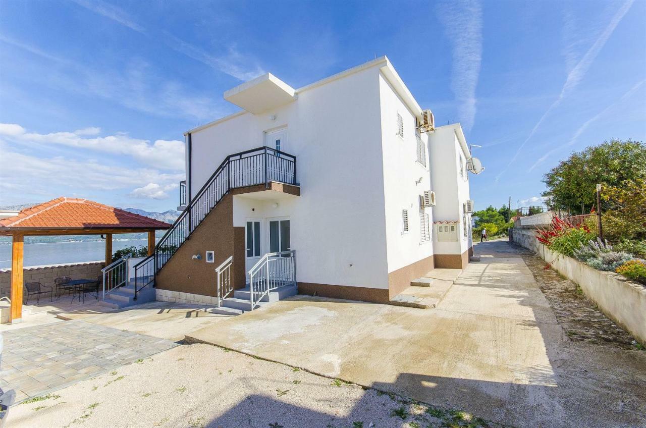 Apartments Rose Sućuraj Zewnętrze zdjęcie